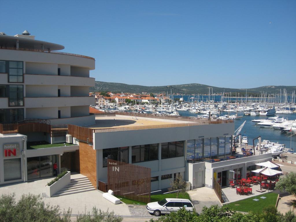 Hotel In Biograd Na Moru Zewnętrze zdjęcie